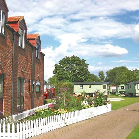 Weir Country Park Hotel Holtby Buitenkant foto