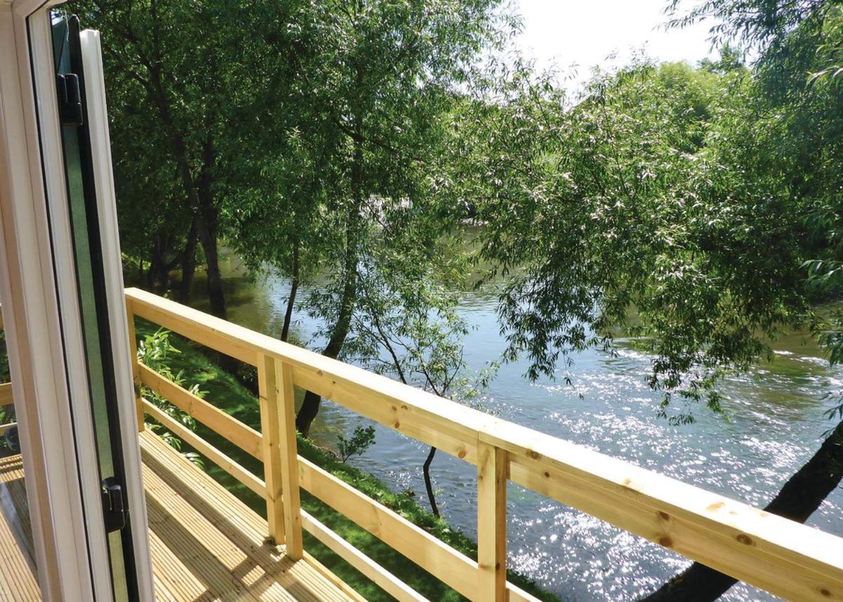 Weir Country Park Hotel Holtby Buitenkant foto