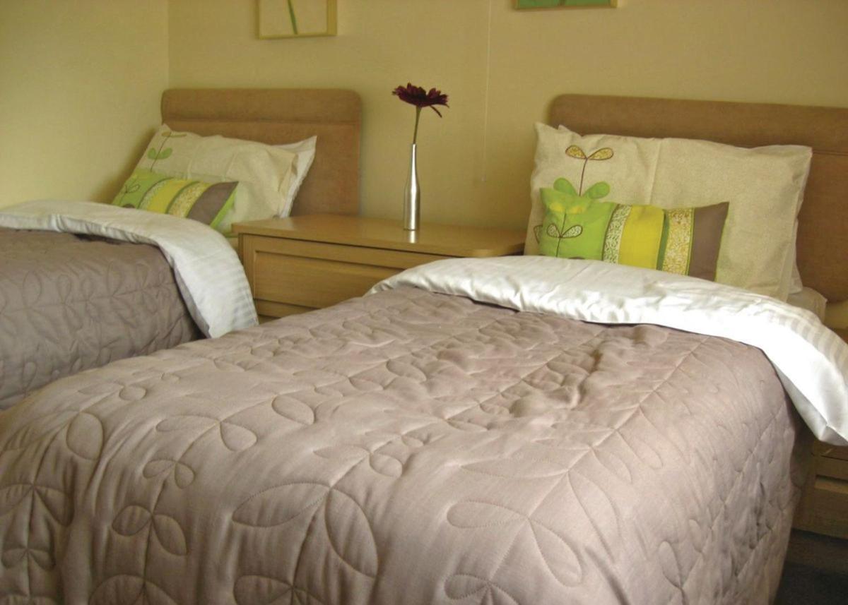 Weir Country Park Hotel Holtby Buitenkant foto