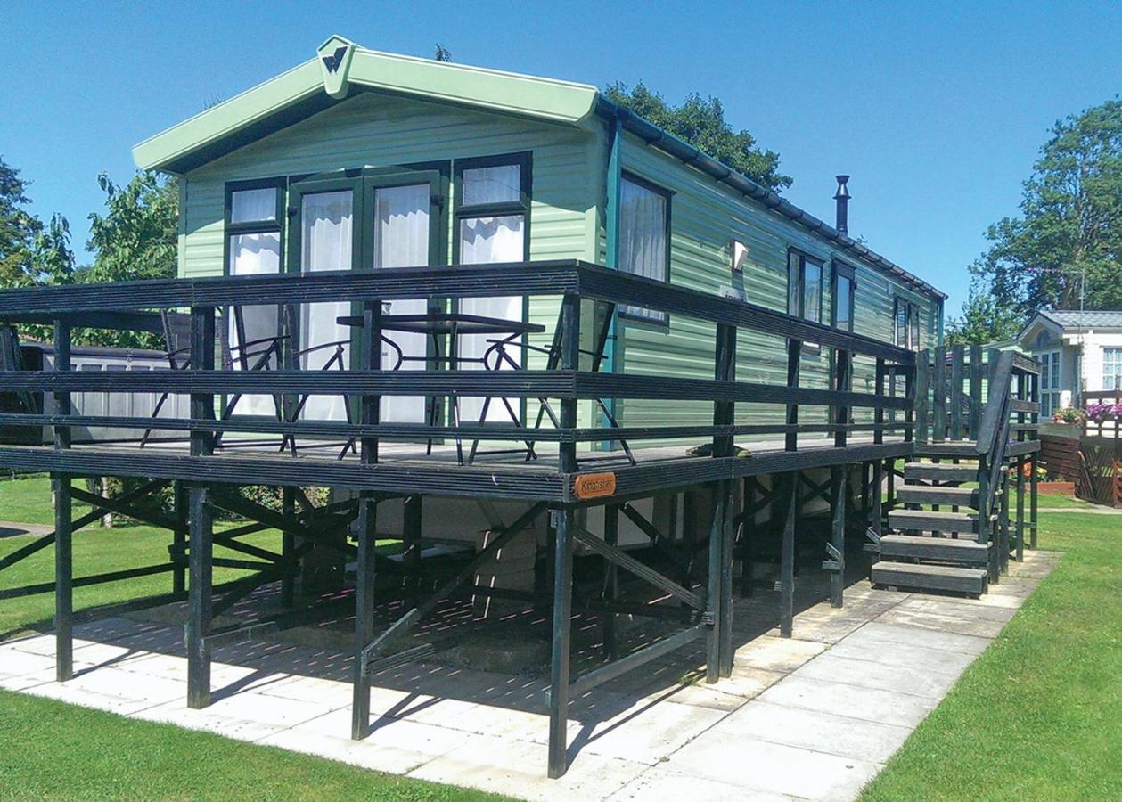 Weir Country Park Hotel Holtby Buitenkant foto
